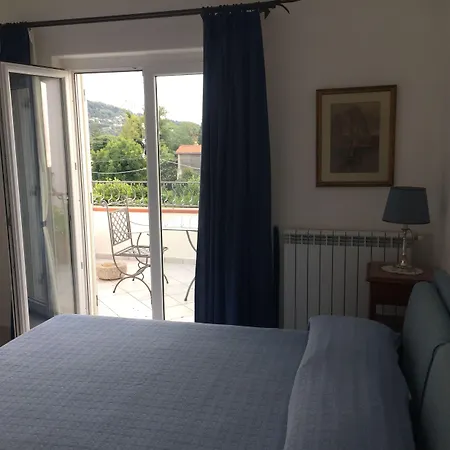 La Ninfa Di Capri Couette-café Anacapri (Isola di Capri)